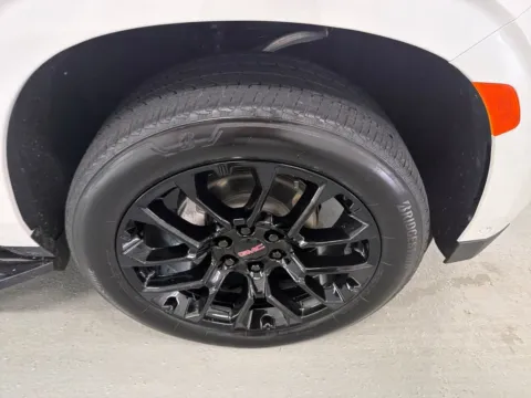 More photos of 2024 GMC Yukon XL Denali at Woody Folsom Automotive, Chevrolet GMC, GA