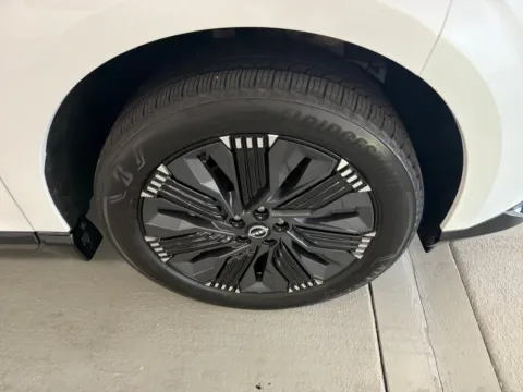 More photos of 2025 Nissan Murano Platinum at Woody Folsom Automotive, Chevrolet GMC, GA