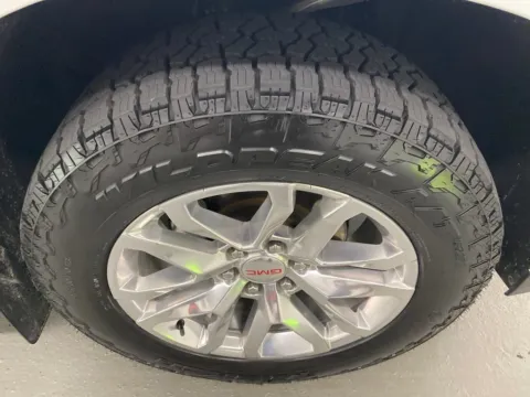 More photos of 2022 GMC Yukon SLT at Woody Folsom Automotive, Chevrolet GMC, GA
