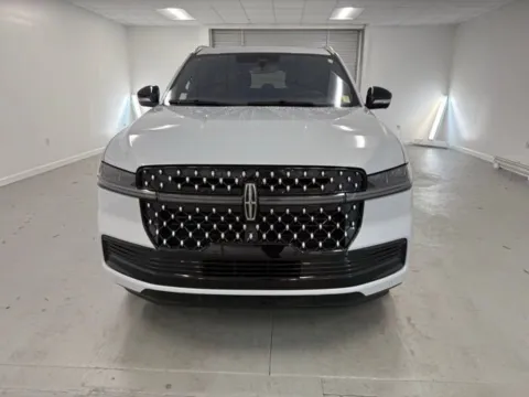 Photos of 2025 Lincoln Navigator Black Label for sale in Baxley, GA at Woody Folsom Ford