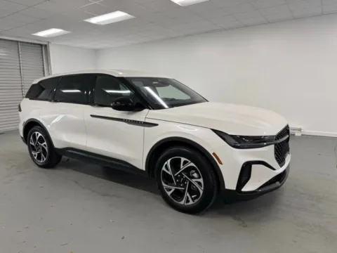 Another view of 2025 Lincoln Nautilus Premiere for sale in Baxley, GA at Woody Folsom Ford