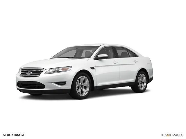 White 2011 Ford Taurus SEL for sale in Baxley, GA