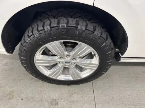 More photos of 2023 Ford Expedition Platinum at Woody Folsom Ford, GA