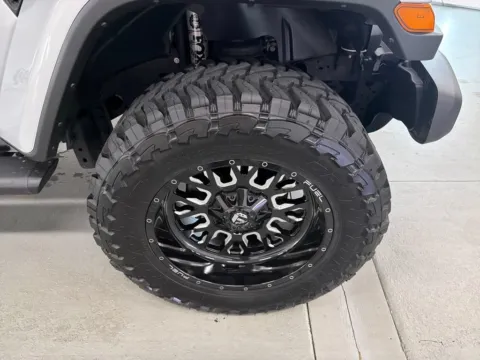More photos of 2024 Jeep Gladiator Sport S at Woody Folsom Ford, GA