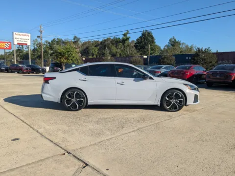 Another view of 2023 Nissan Altima 2.5 SR for sale in Vidalia, GA at Woody Folsom Nissan of Vidalia