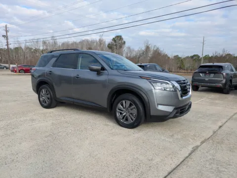 Photos of 2025 Nissan Pathfinder SV for sale in Vidalia, GA at Woody Folsom Nissan of Vidalia