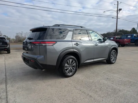 More photos of 2025 Nissan Pathfinder SV at Woody Folsom Nissan of Vidalia, GA
