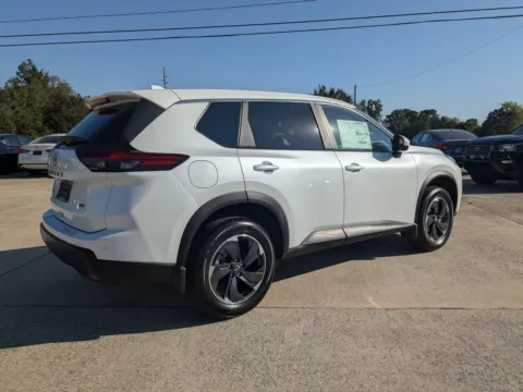 More photos of 2026 Nissan Rogue SV at Woody Folsom Nissan of Vidalia, GA