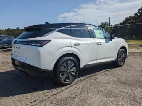 More photos of 2025 Nissan Murano SL at Woody Folsom Nissan of Vidalia, GA