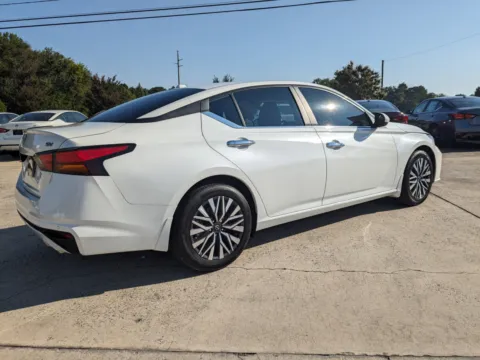 More photos of 2025 Nissan Altima SV at Woody Folsom Nissan of Vidalia, GA