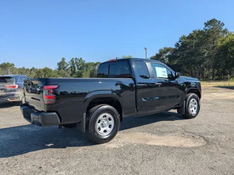 More photos of 2026 Nissan Frontier S at Woody Folsom Nissan of Vidalia, GA