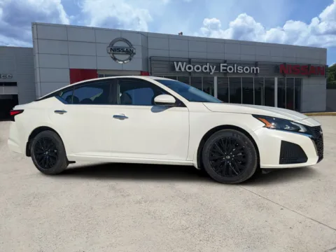 White 2025 Nissan Altima SV for sale in Vidalia, GA