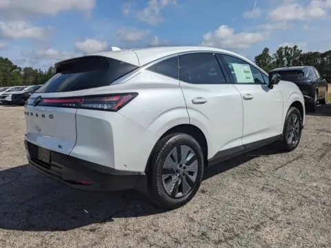 More photos of 2025 Nissan Murano SL at Woody Folsom Nissan of Vidalia, GA