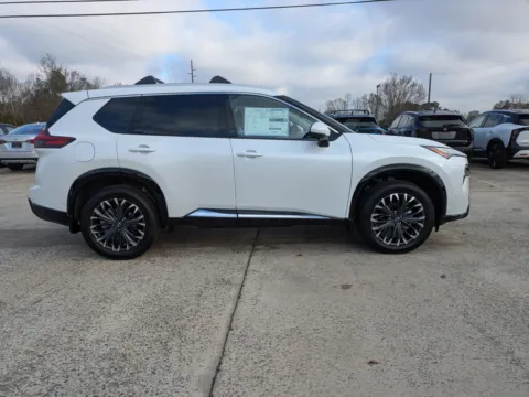 Another view of 2026 Nissan Rogue Platinum for sale in Vidalia, GA at Woody Folsom Nissan of Vidalia