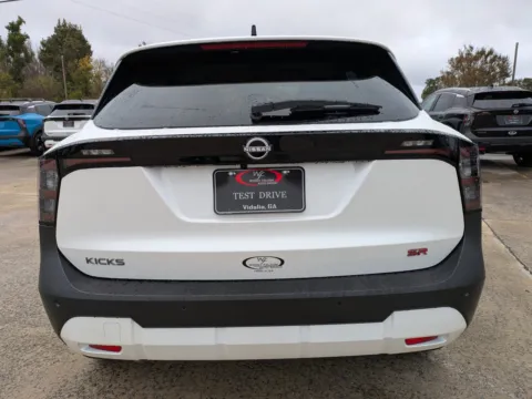 More photos of 2026 Nissan Kicks SR at Woody Folsom Nissan of Vidalia, GA