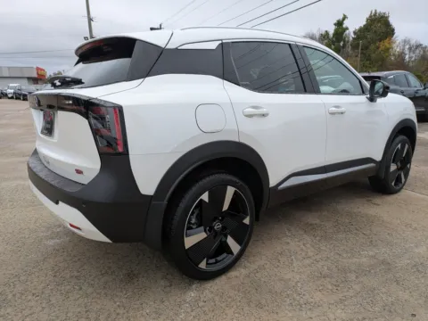 More photos of 2026 Nissan Kicks SR at Woody Folsom Nissan of Vidalia, GA