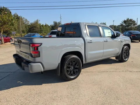 More photos of 2026 Nissan Frontier SV at Woody Folsom Nissan of Vidalia, GA