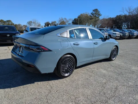 More photos of 2026 Nissan Sentra SV at Woody Folsom Nissan of Vidalia, GA