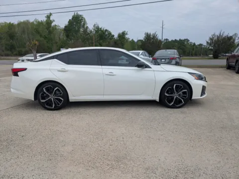 Another view of 2024 Nissan Altima 2.5 SR for sale in Vidalia, GA at Woody Folsom Nissan of Vidalia