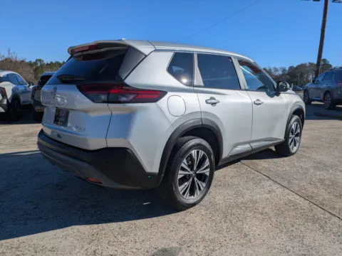 More photos of 2023 Nissan Rogue SV at Woody Folsom Nissan of Vidalia, GA