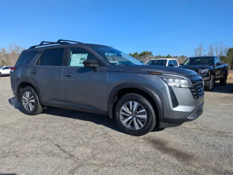 Photos of 2026 Nissan Pathfinder SL for sale in Vidalia, GA at Woody Folsom Nissan of Vidalia