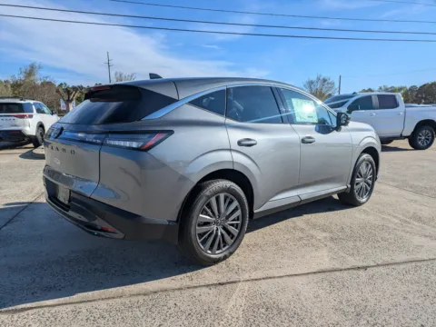 More photos of 2026 Nissan Murano SL at Woody Folsom Nissan of Vidalia, GA