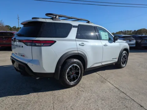 More photos of 2026 Nissan Pathfinder Rock Creek at Woody Folsom Nissan of Vidalia, GA