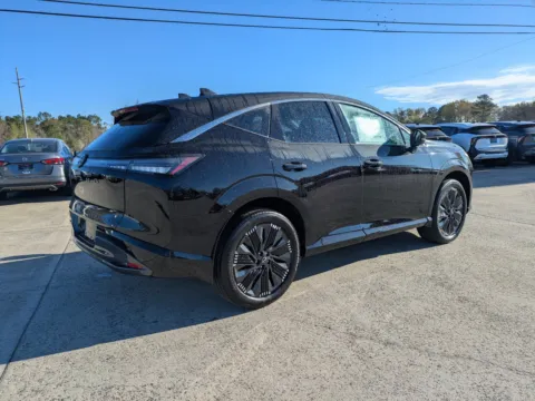 More photos of 2026 Nissan Murano Platinum at Woody Folsom Nissan of Vidalia, GA
