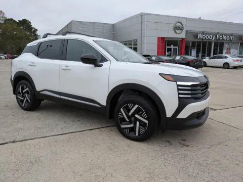 Photos of 2026 Nissan Kicks SV for sale in Vidalia, GA at Woody Folsom Nissan of Vidalia