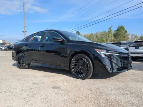 Photos of 2026 Nissan Sentra SR for sale in Vidalia, GA at Woody Folsom Nissan of Vidalia