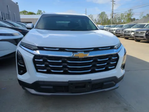 Photos of 2025 Chevrolet Equinox FWD LT for sale in Vidalia, GA at Woody Folsom Nissan of Vidalia