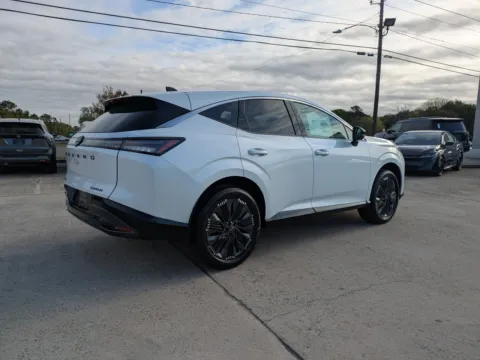 More photos of 2026 Nissan Murano Platinum at Woody Folsom Nissan of Vidalia, GA