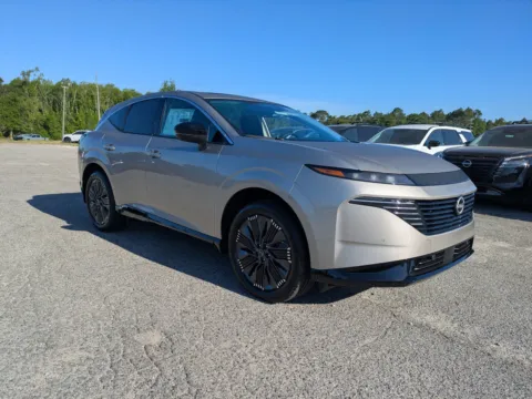 Photos of 2026 Nissan Murano Platinum for sale in Vidalia, GA at Woody Folsom Nissan of Vidalia