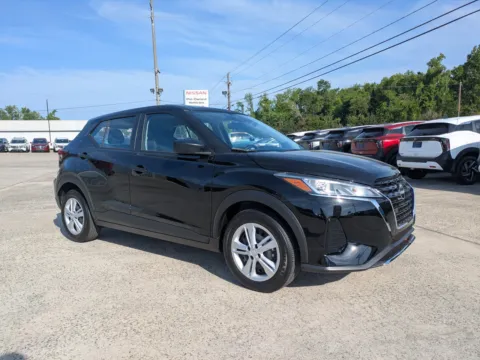 Photos of 2025 Nissan Kicks Play S for sale in Vidalia, GA at Woody Folsom Nissan of Vidalia
