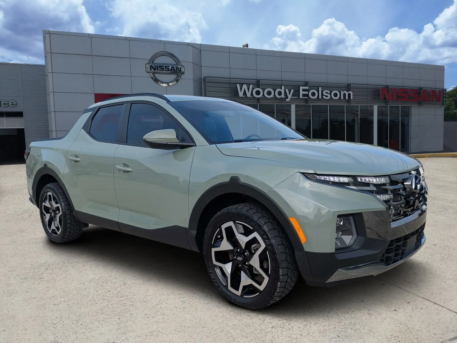 Gray 2024 Hyundai Santa Cruz Limited for sale in Vidalia, GA