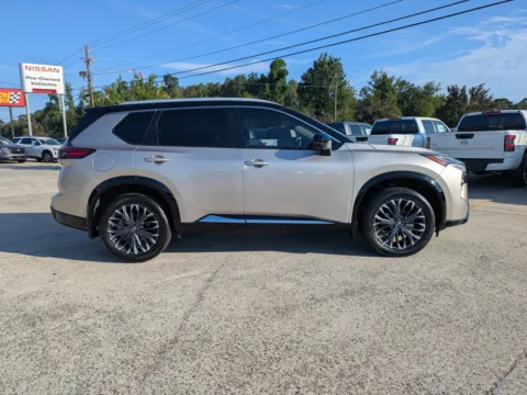 Another view of 2025 Nissan Rogue Platinum for sale in Vidalia, GA at Woody Folsom Nissan of Vidalia