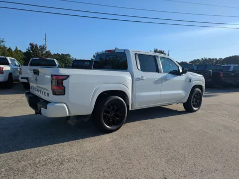 More photos of 2026 Nissan Frontier SV at Woody Folsom Nissan of Vidalia, GA