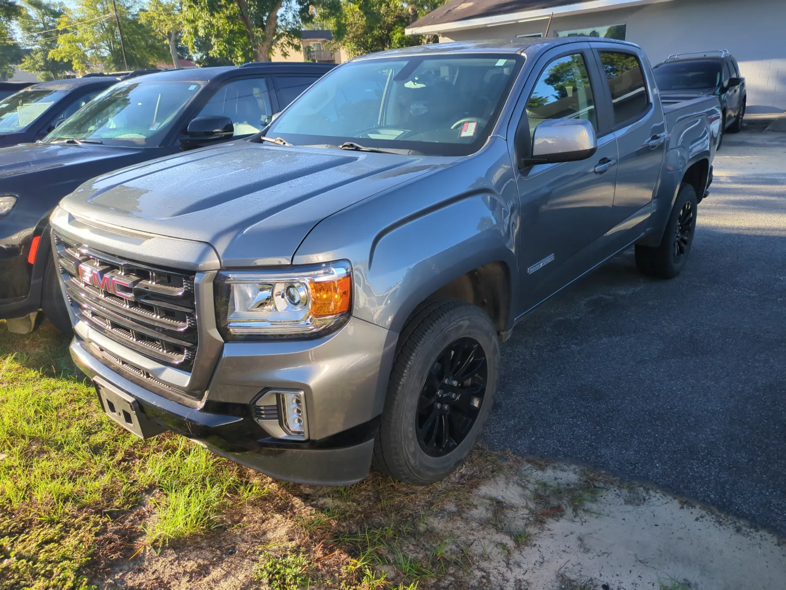 Gray 2022 GMC Canyon 2WD Elevation for sale in Vidalia, GA