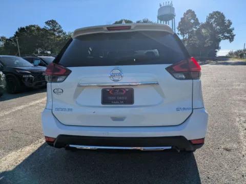 More photos of 2018 Nissan Rogue SV at Woody Folsom Nissan of Vidalia, GA