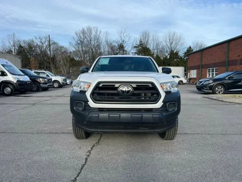 Photos of 2019 TOYOTA TACOMA ACCESS CAB for sale in Smyrna, TN at Angel Motors Inc