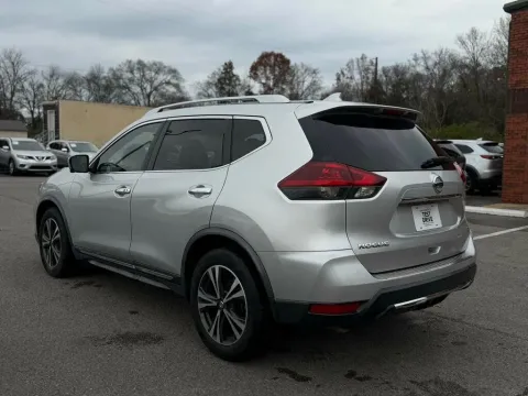 More photos of 2018 NISSAN ROGUE SL at Angel Motors Inc, TN