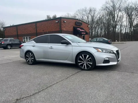 Another view of 2021 NISSAN ALTIMA SR for sale in Smyrna, TN at Angel Motors Inc