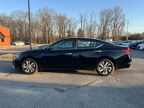 More photos of 2024 NISSAN ALTIMA S at Angel Motors Inc, TN