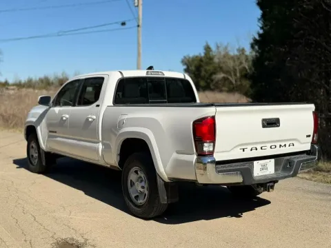 More photos of 2022 TOYOTA TACOMA DOUBLE CAB at Angel Motors Inc, TN