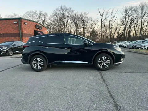 More photos of 2020 NISSAN MURANO SV at Angel Motors Inc, TN