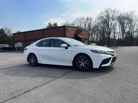 More photos of 2024 TOYOTA CAMRY SE at Angel Motors Inc, TN