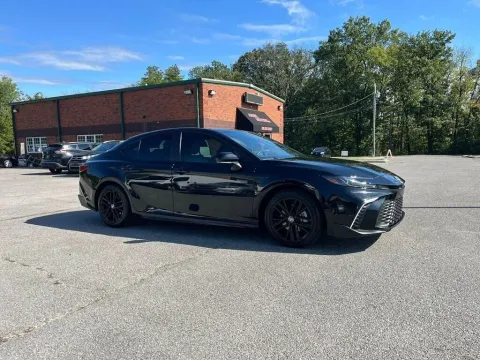 More photos of 2025 TOYOTA CAMRY SE at Angel Motors Inc, TN
