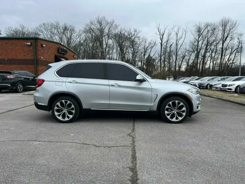 More photos of 2017 BMW X5 XDRIVE35I at Angel Motors Inc, TN