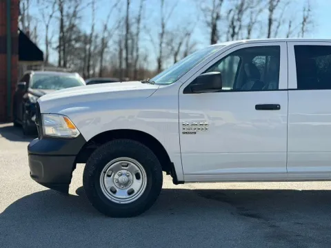 More photos of 2021 RAM 1500 CLASSIC TRADESMAN at Angel Motors Inc, TN