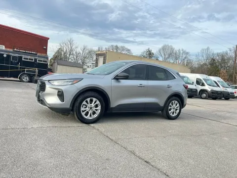 More photos of 2024 FORD ESCAPE ACTIVE at Angel Motors Inc, TN